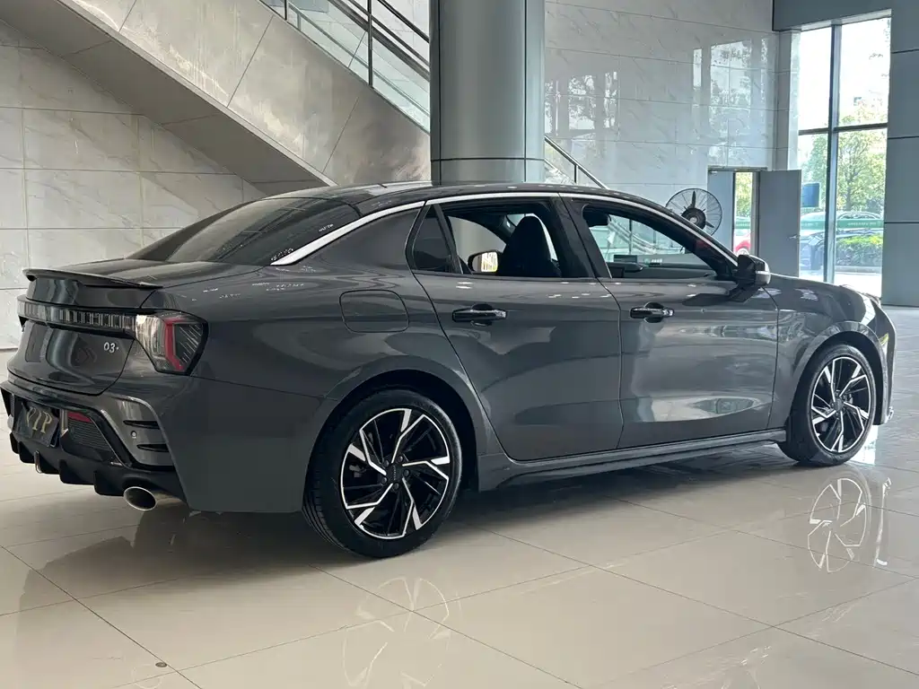 Lynk & Co 03 — миниатюра 13