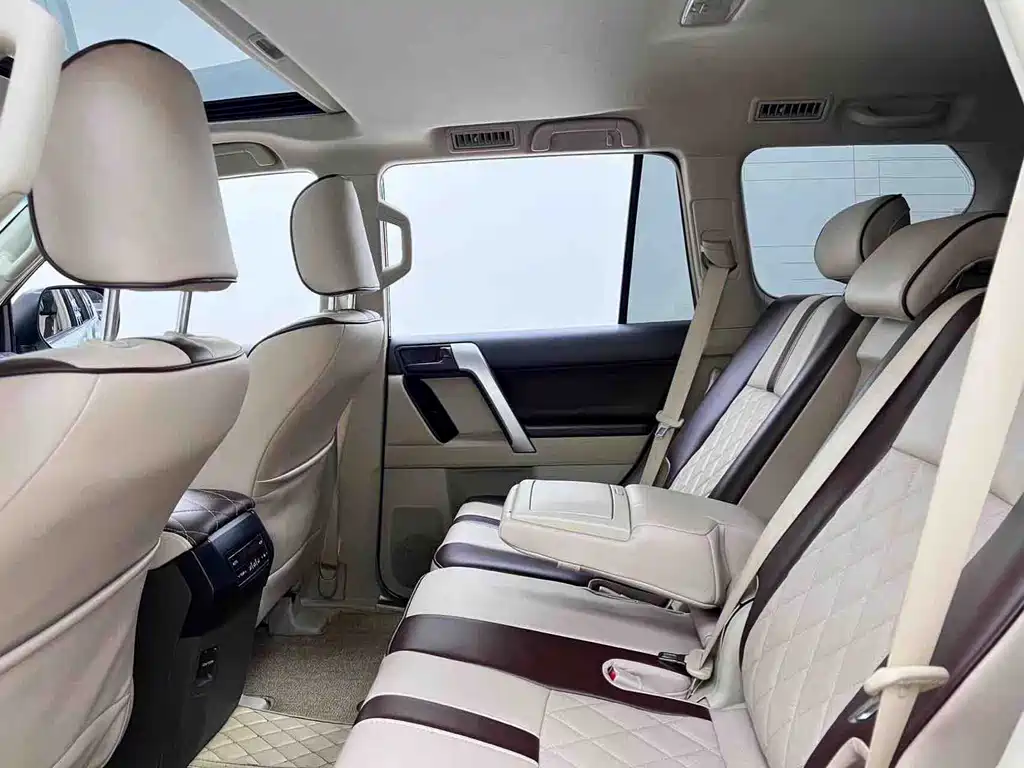Toyota Prado (Import) — миниатюра 12