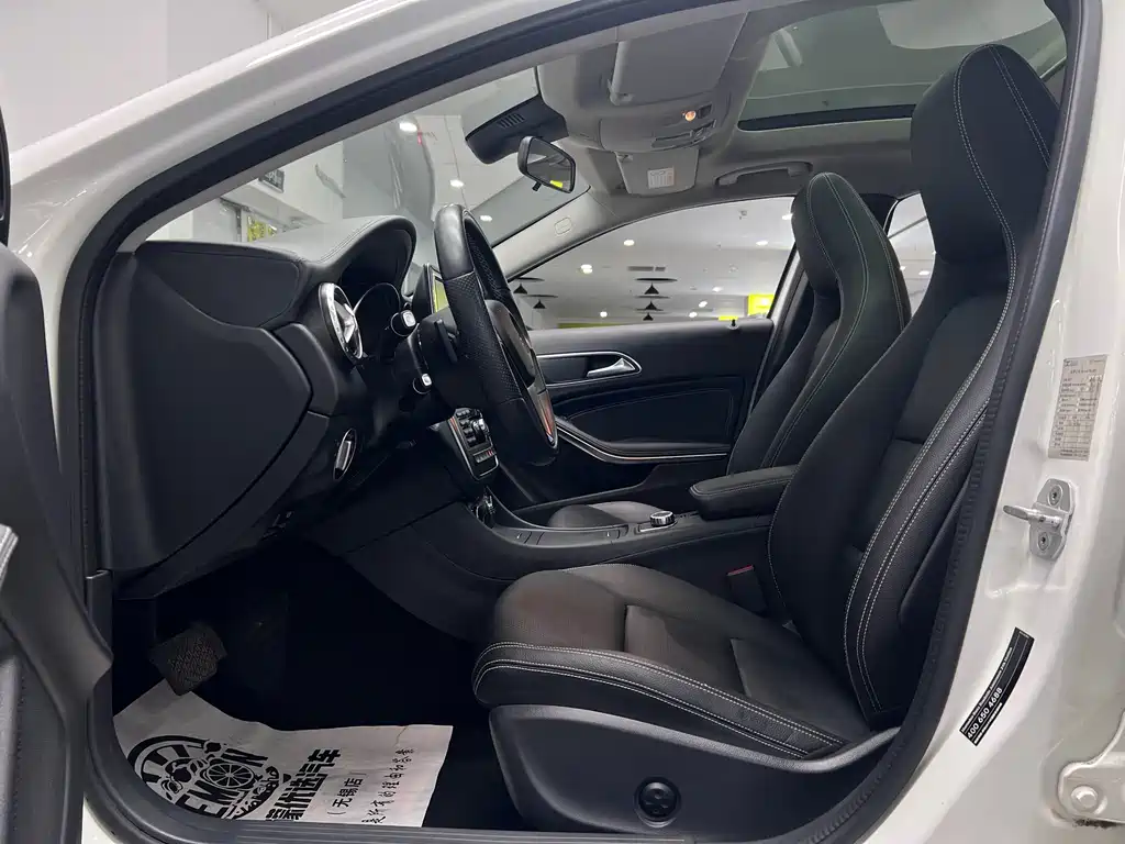 Mercedes-Benz GLA — миниатюра 21