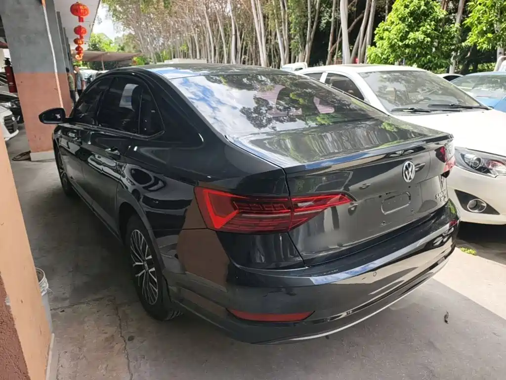 Volkswagen Sagitar — миниатюра 5