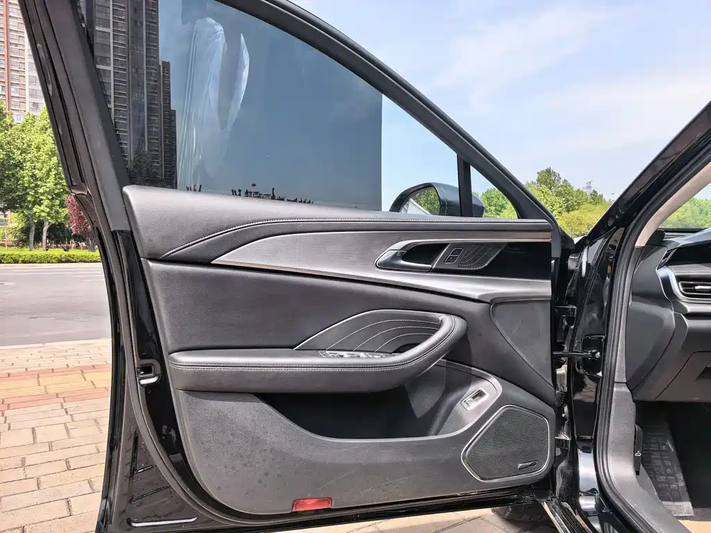 Hongqi H5 2024 1.5T DCT
