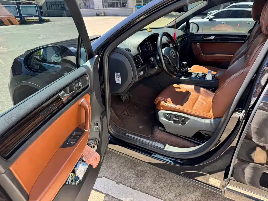 Volkswagen Touareg — миниатюра 5