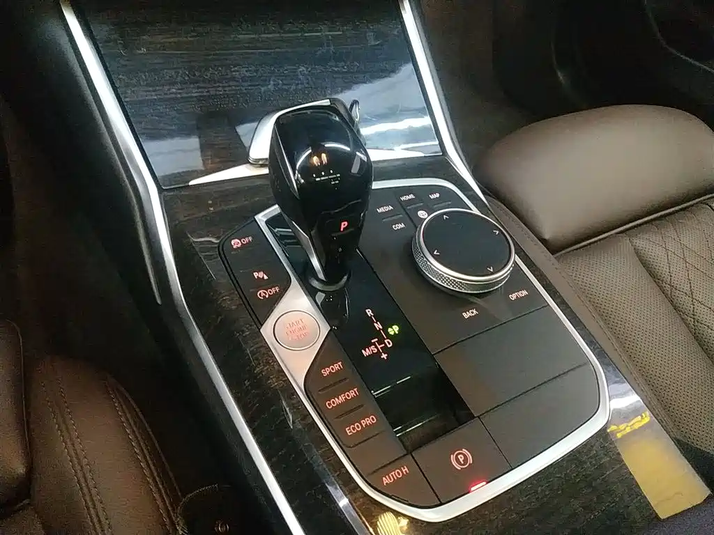 BMW 3 Series 3 2022 325Li M Sport