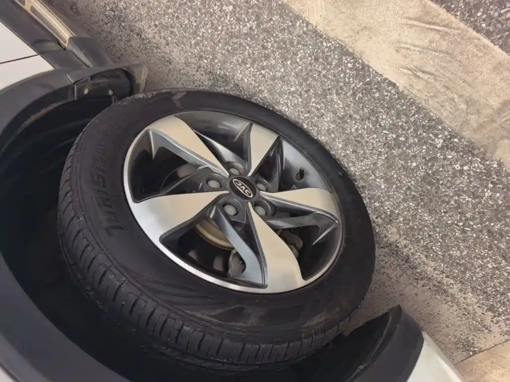 JAC Refine S3 — миниатюра 23