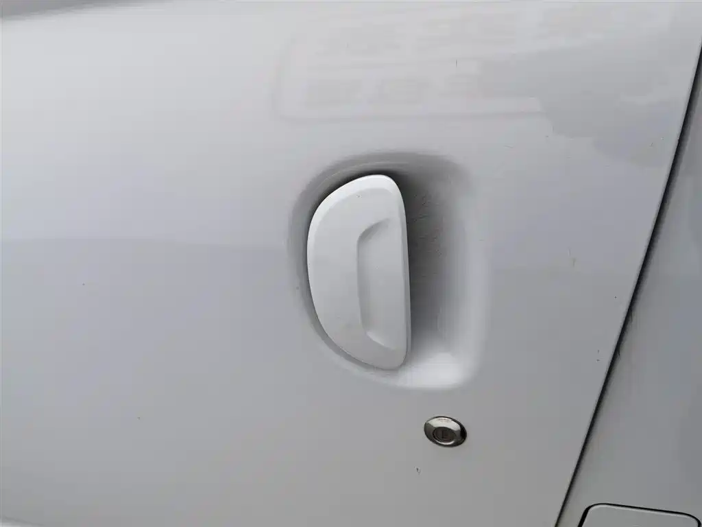 SAIC MAXUS XINTU V80