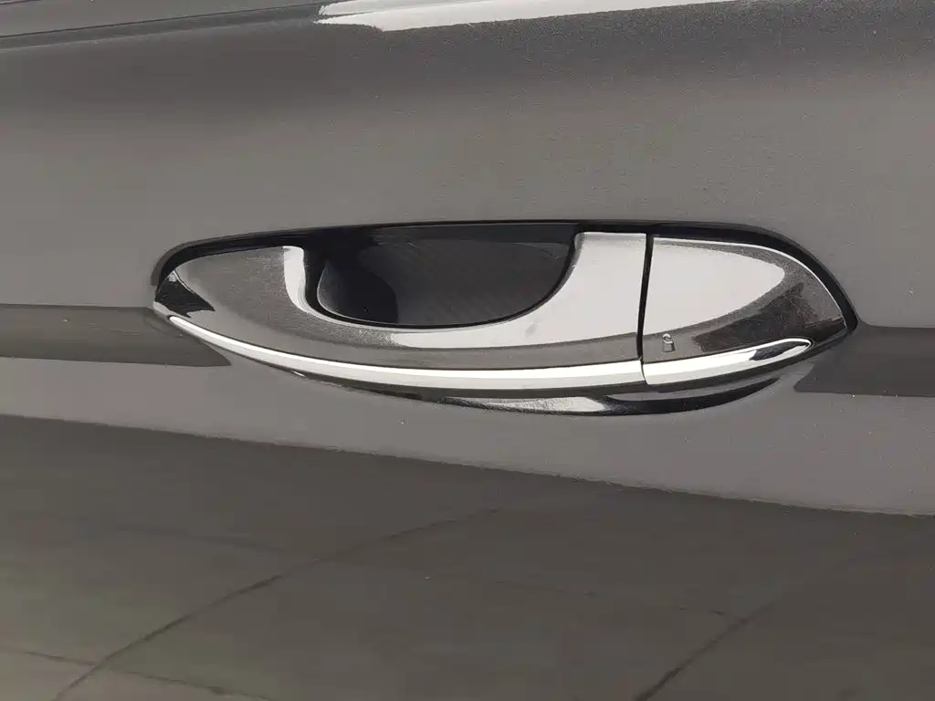 Ford Taurus — миниатюра 18