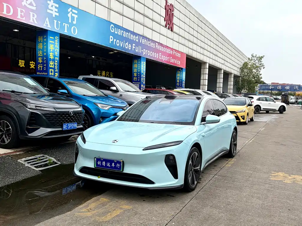 NIO ET5T