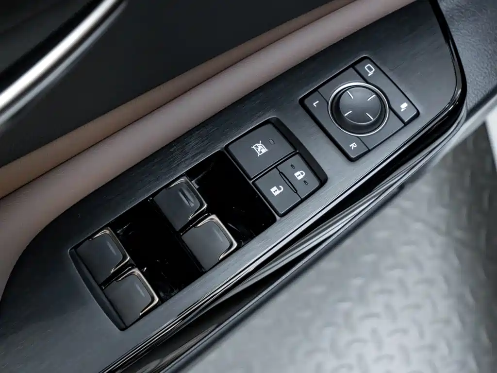Lexus ES — миниатюра 22