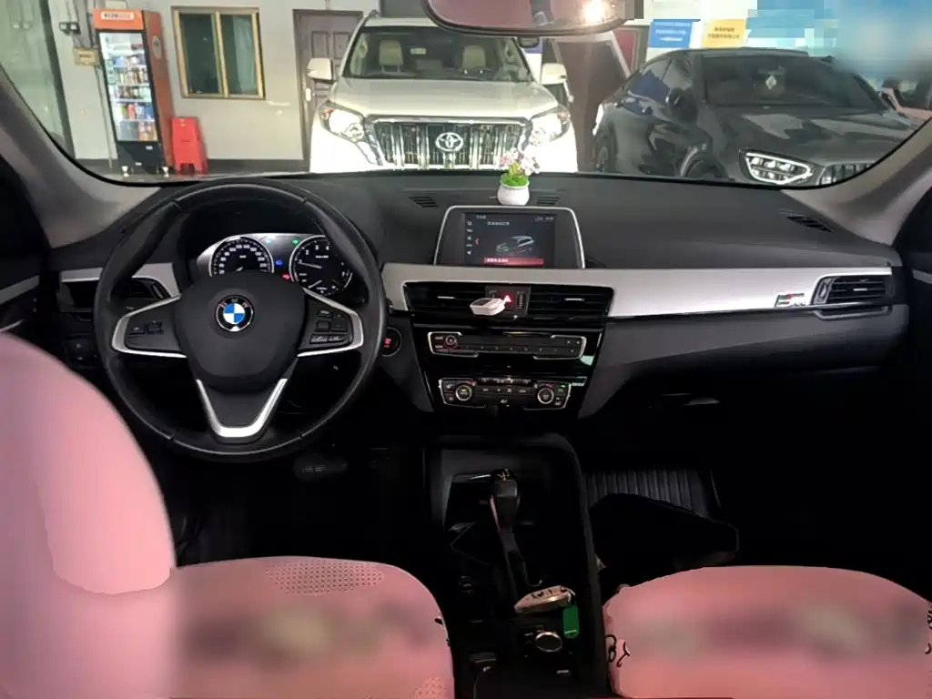 BMW X1 — миниатюра 10