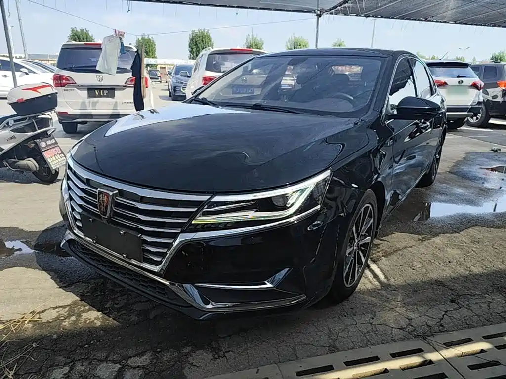 Roewe i6 New Energy — миниатюра 2