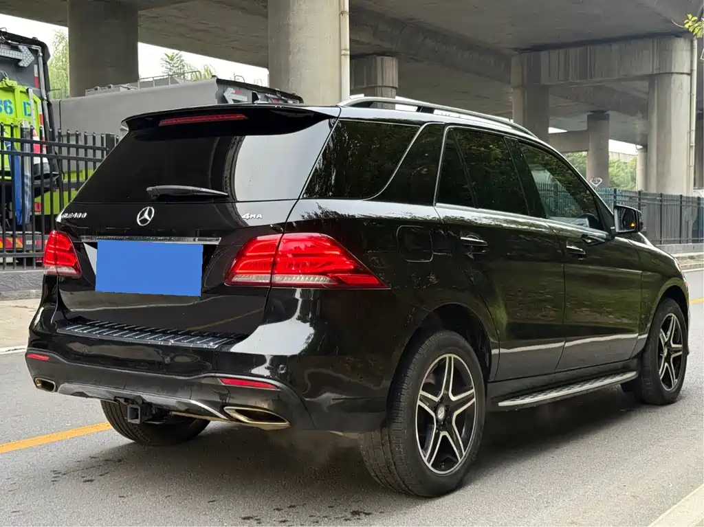 MERCEDES-BENZ GLE