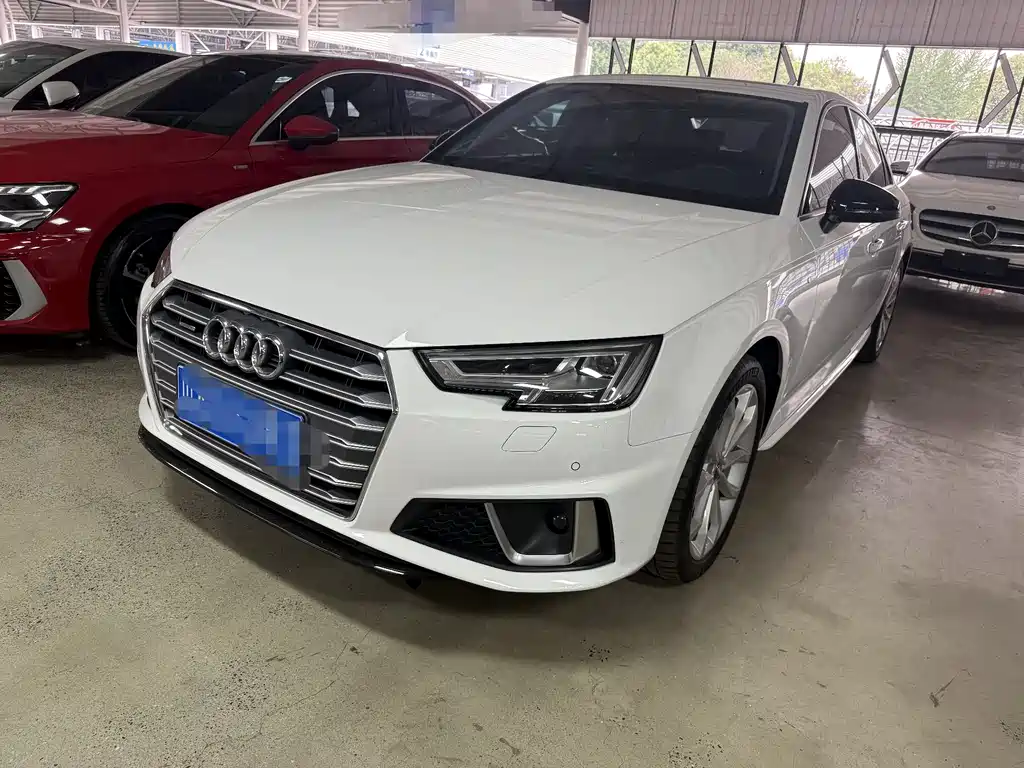 Audi A4L 2019