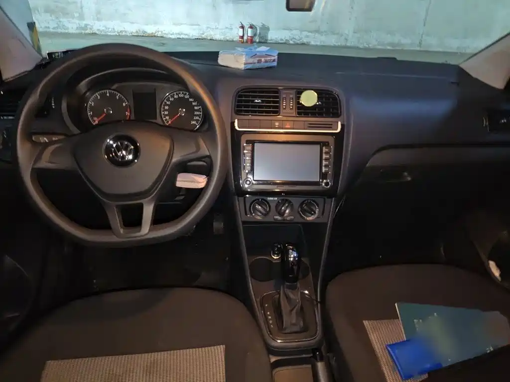 Volkswagen Polo — миниатюра 13