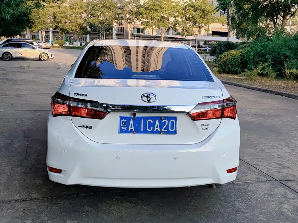 Toyota Corolla — миниатюра 5
