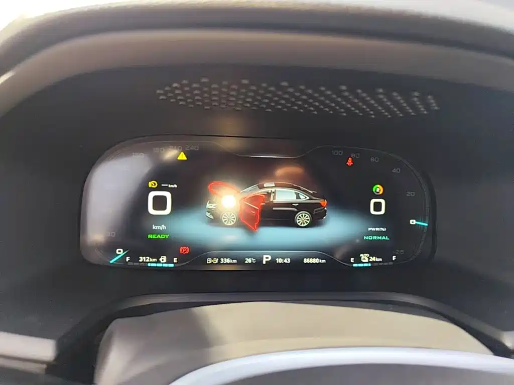Roewe i6 New Energy — миниатюра 12