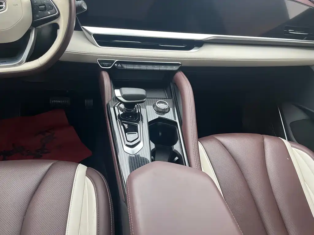Geely Xingyue L — миниатюра 17