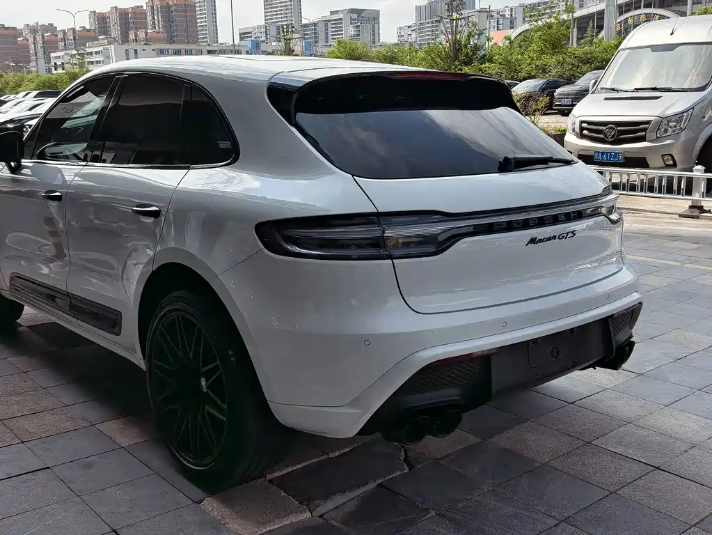 Porsche Macan — миниатюра 13