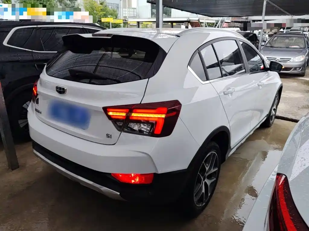Geely Vision S1 — миниатюра 7