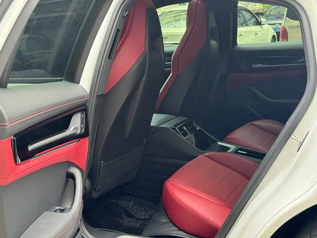 Porsche Panamera — миниатюра 5