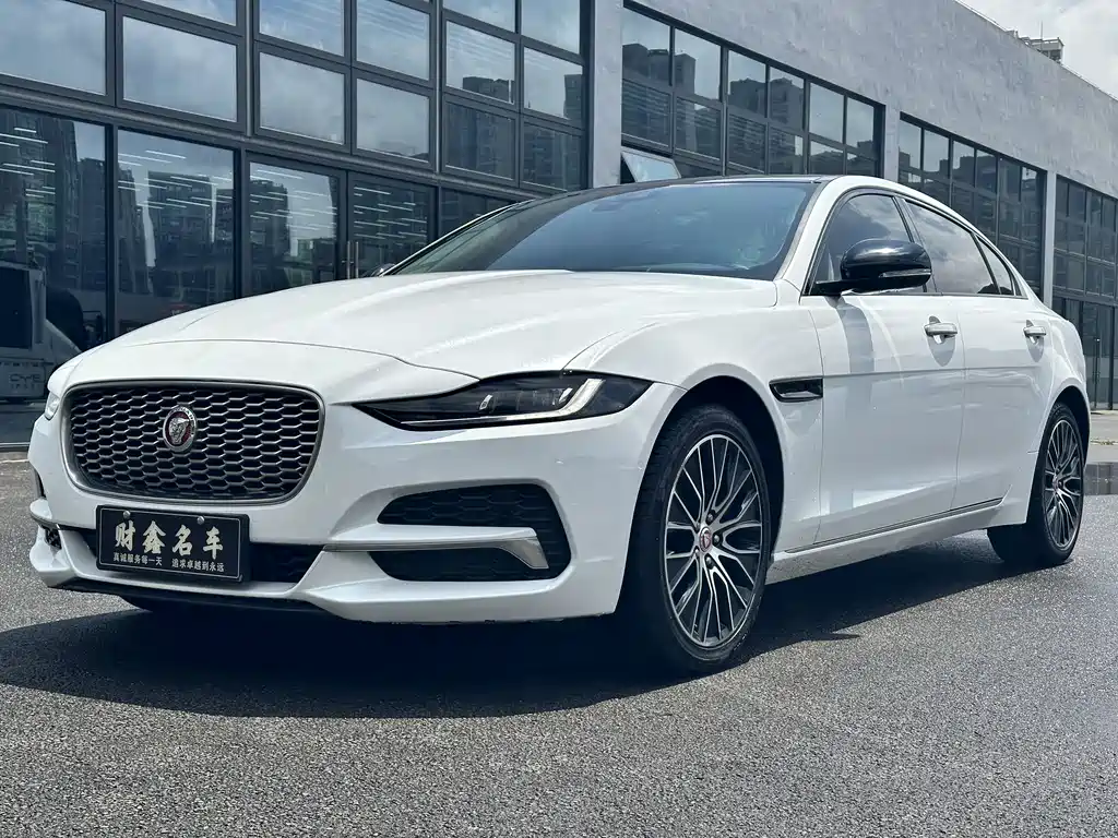Jaguar XEL 2021