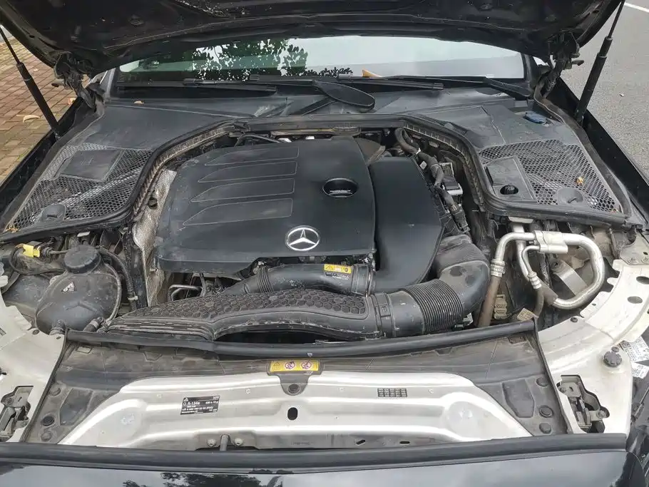 Mercedes-Benz C-Class — миниатюра 10
