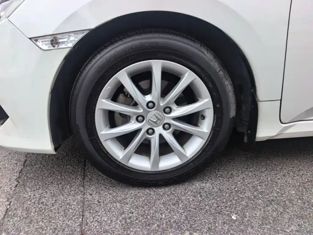 Honda Civic — миниатюра 23