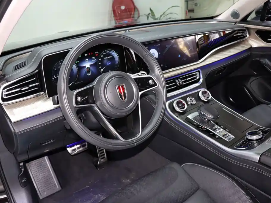 Hongqi H9 2022 2.0T