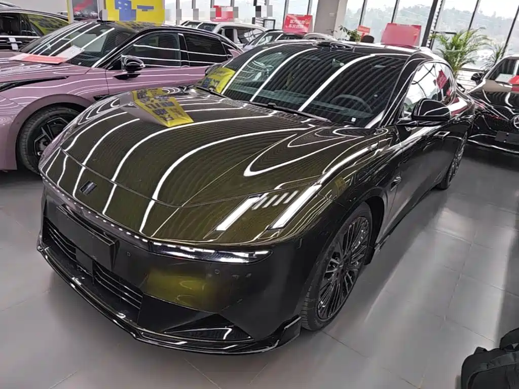 Lynk & Co 10 — миниатюра 2