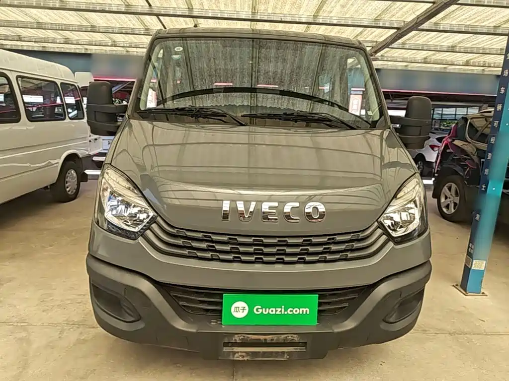 IVECO Ousheng — миниатюра 3