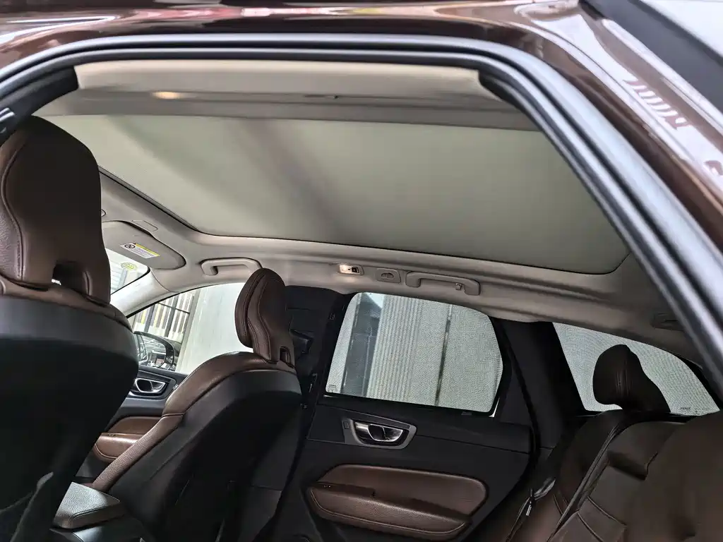 Volvo XC60 — миниатюра 13