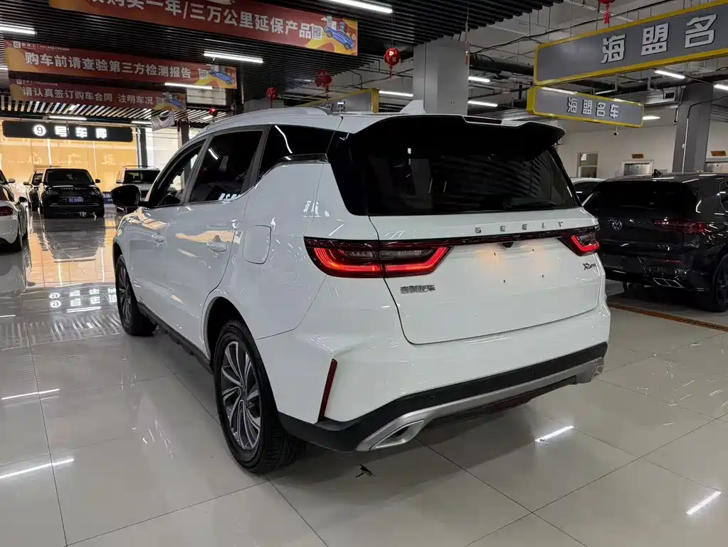 Geely Vision X6 — миниатюра 10