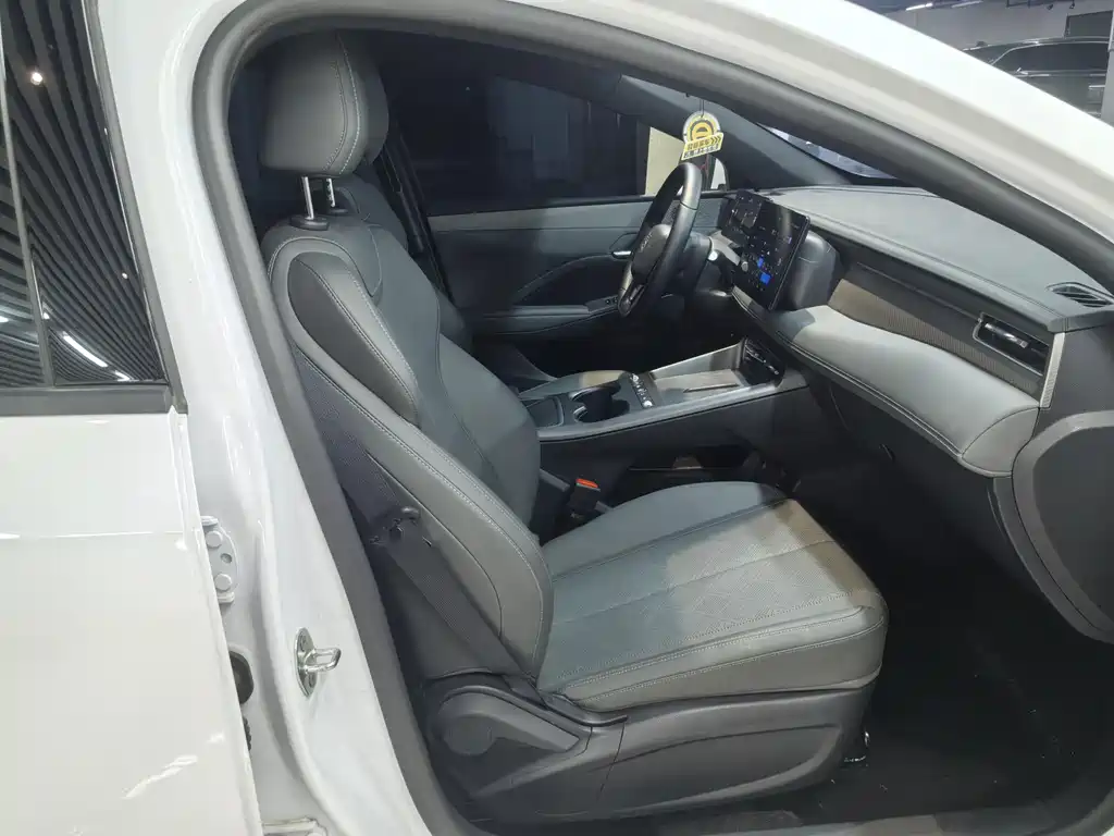 BYD Qin PLUS — миниатюра 10