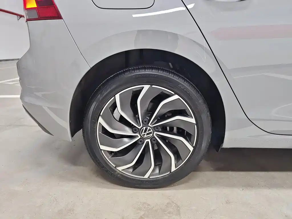 Volkswagen Golf — миниатюра 16