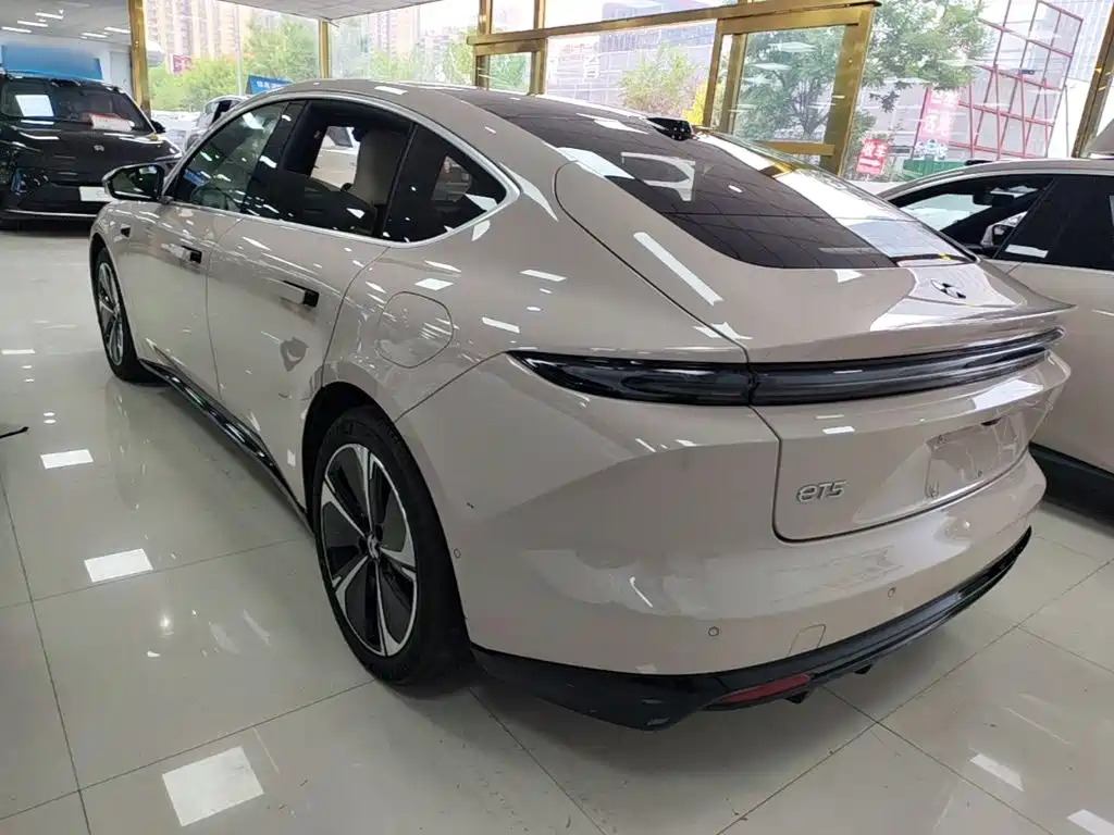 NIO ET5 — миниатюра 5