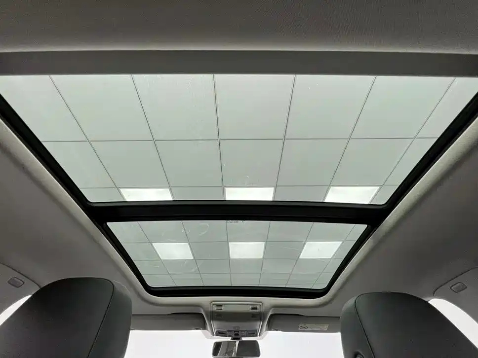 Volkswagen Sagitar — миниатюра 14