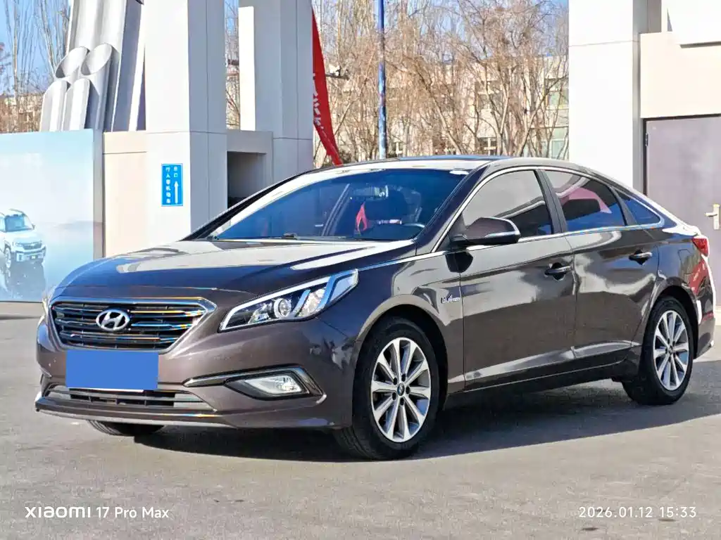 HYUNDAI SONATA