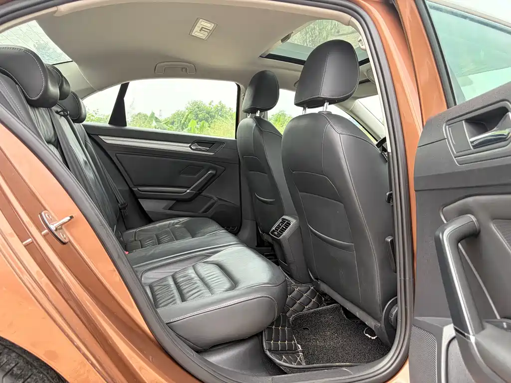 Volkswagen Lamando — миниатюра 12
