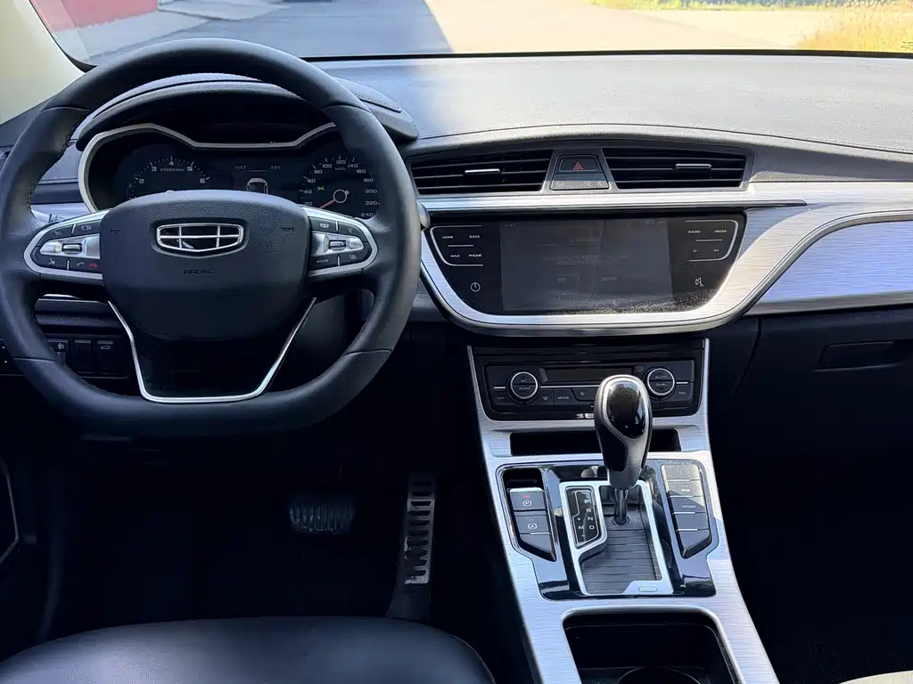Geely Emgrand GS — миниатюра 15
