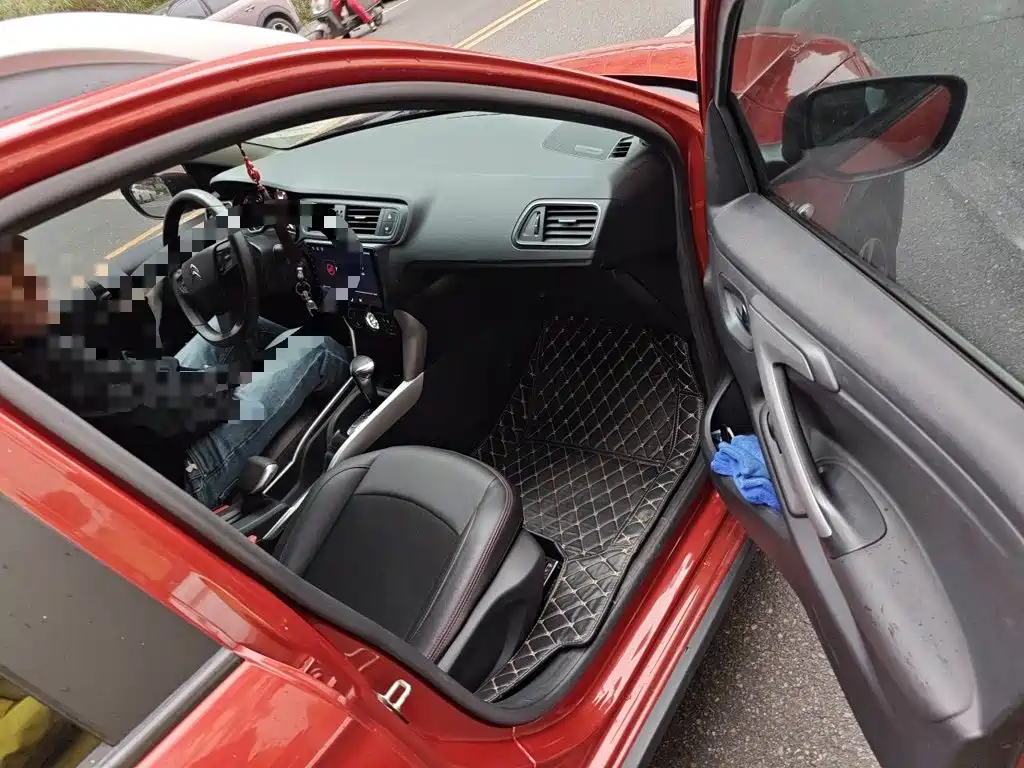 Citroen C3-XR — миниатюра 18