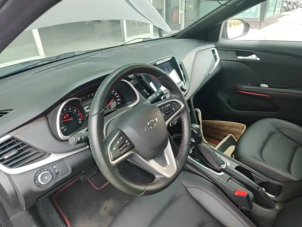 Chevrolet Monza — миниатюра 11