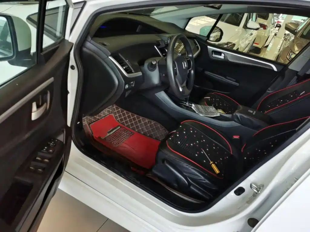 Honda Jade — миниатюра 16