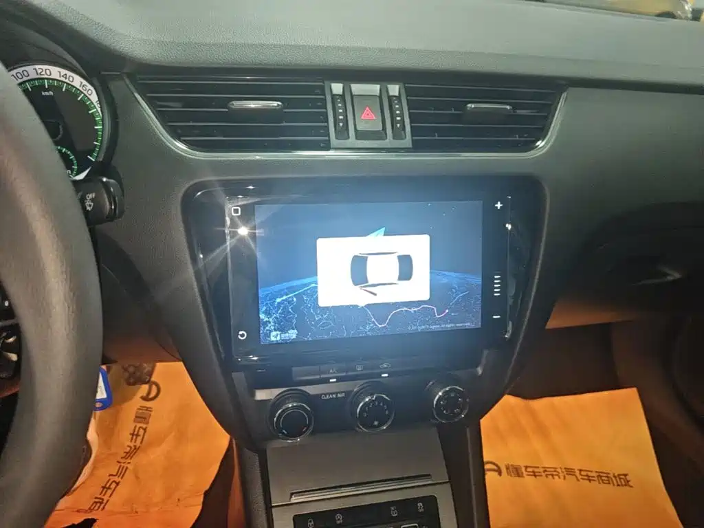 Skoda Octavia — миниатюра 13