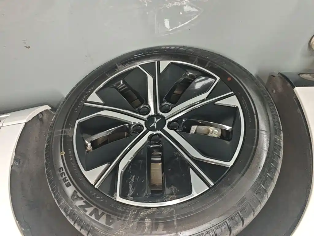 XPeng P5 — миниатюра 23
