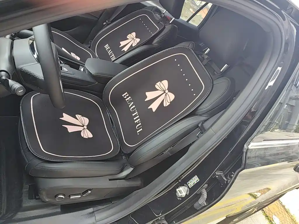Geely Xingyue L — миниатюра 15