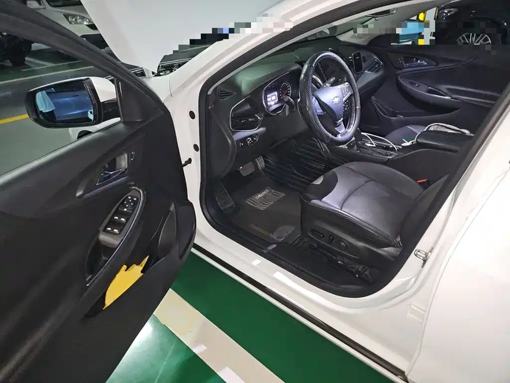 Chevrolet Malibu XL — миниатюра 12