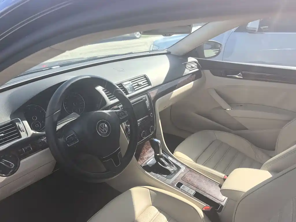 Volkswagen Passat 2011 1.8TSI DSG