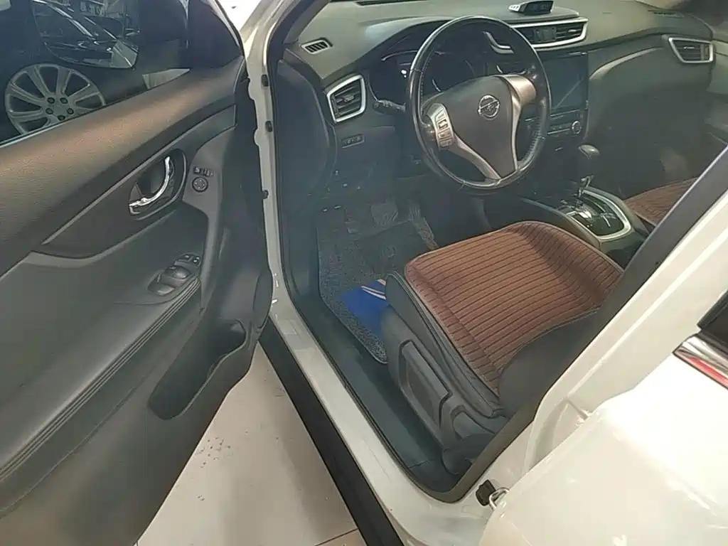 Nissan X-Trail — миниатюра 16
