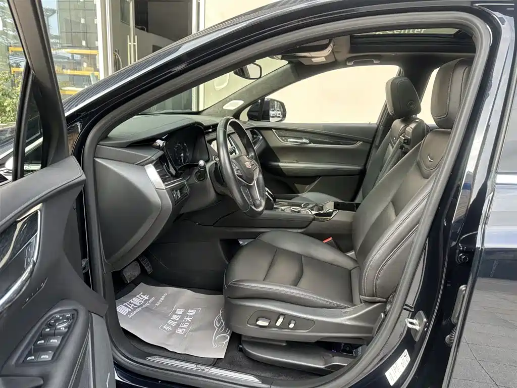 Cadillac XT5 2022 2.0T Luxury