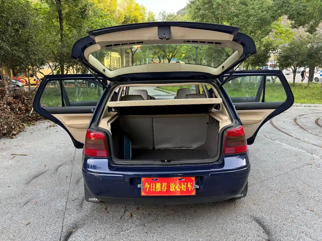 Volkswagen Golf — миниатюра 20