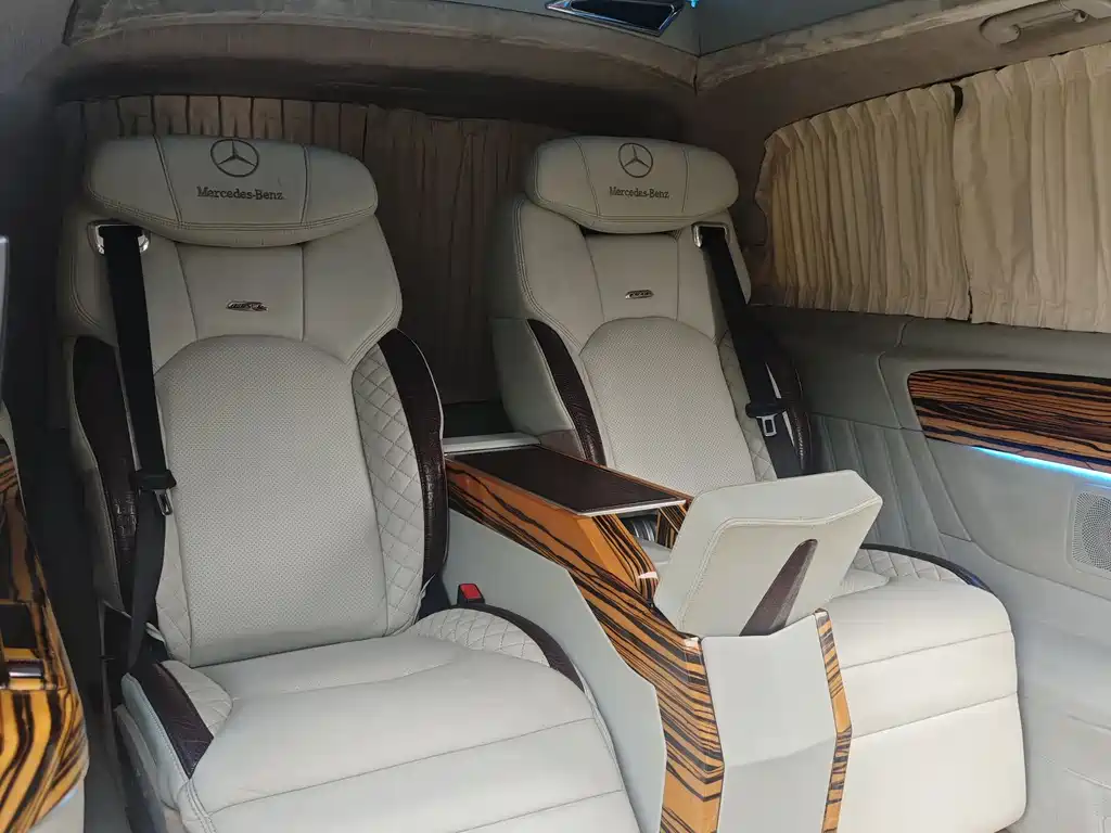 MERCEDES BENZ V CLASS